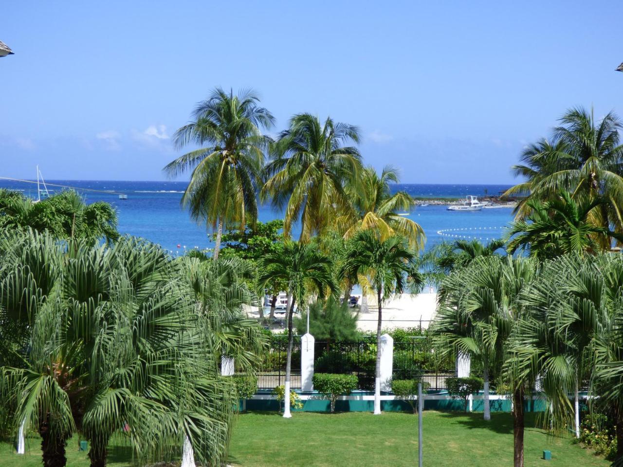 Beach One Bedroom Suite A17 Очо-Риос Экстерьер фото